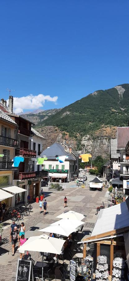 Appartement Grenat Bourg D'Oisans Le Bourg-dʼOisans Exteriör bild
