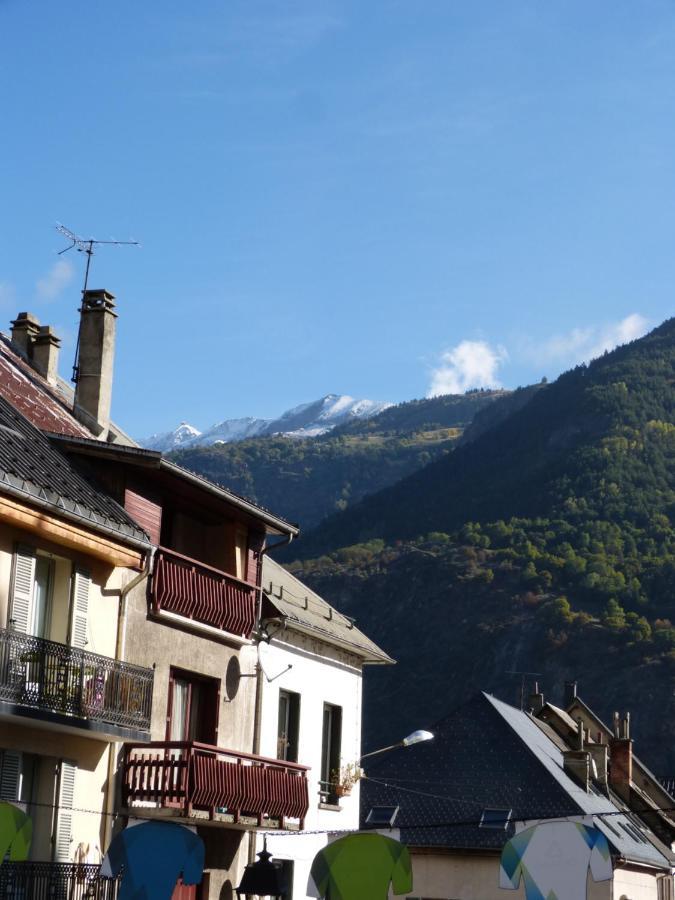 Appartement Grenat Bourg D'Oisans Le Bourg-dʼOisans Exteriör bild